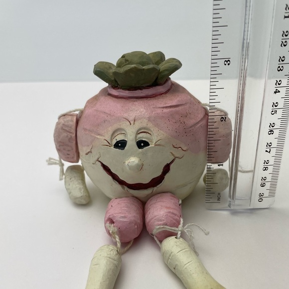 VINTAGE 80's Fruit Vegetable Shelf Sitter Anthropomorphic Resin Turnip - Picture 11 of 14
